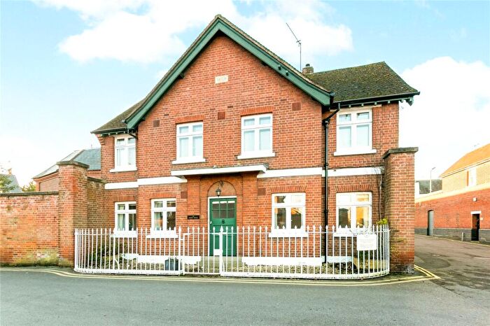 4 Bedroom Detached House To Rent In High Street, Ascot, Berkshire, SL5