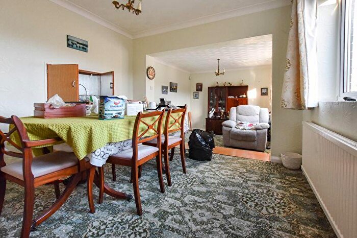 4 Bedroom Detached House For Sale In Thackers Close, Wansford, PE8