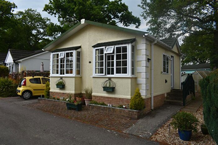 1 Bedroom Mobile Home For Sale In Greenacres Park, Ram Hill, Coalpit Heath, BS36