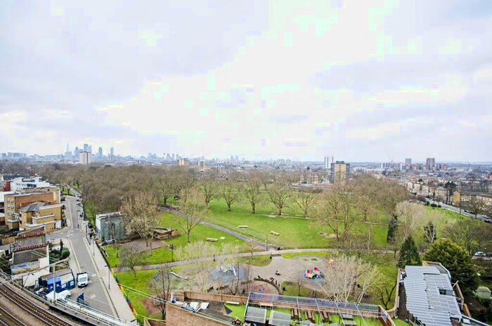 2 Bedroom Flat To Rent In Martello Street, London Fields, London, E8