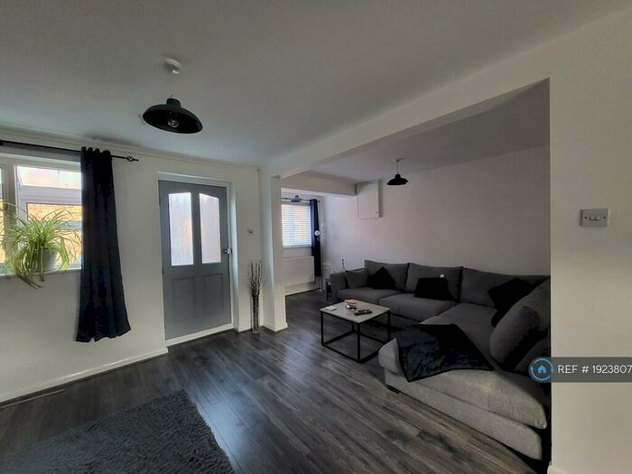 2 Bedroom Terraced House To Rent In Chester, Chester, CH2