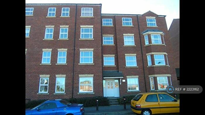 2 Bedroom Flat To Rent In Wharf Lane, Solihull, B91