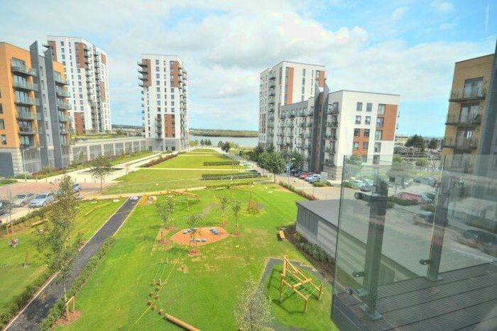 1 Bedroom Flat To Rent In Admiralty Court, Gillingham, ME7