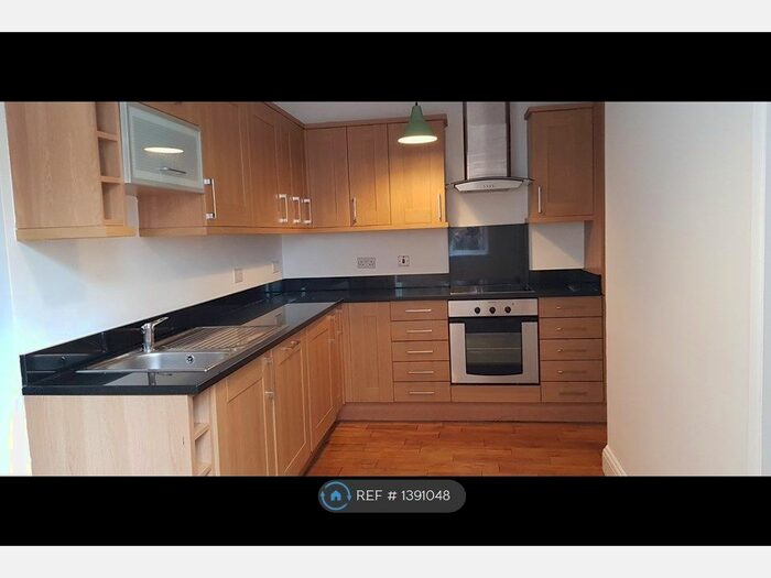 1 Bedroom Flat To Rent In Fountain House, London, E2