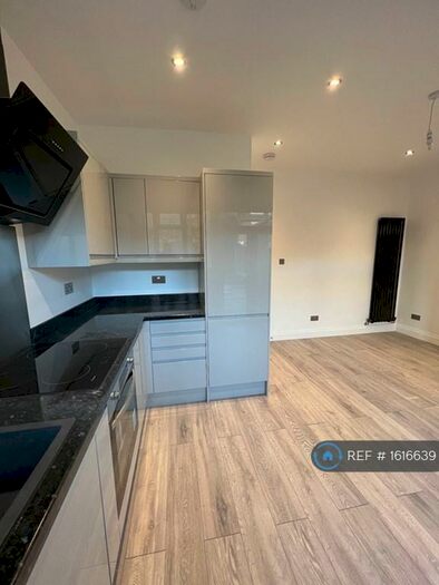 2 Bedroom Terraced House To Rent In London, London, E6