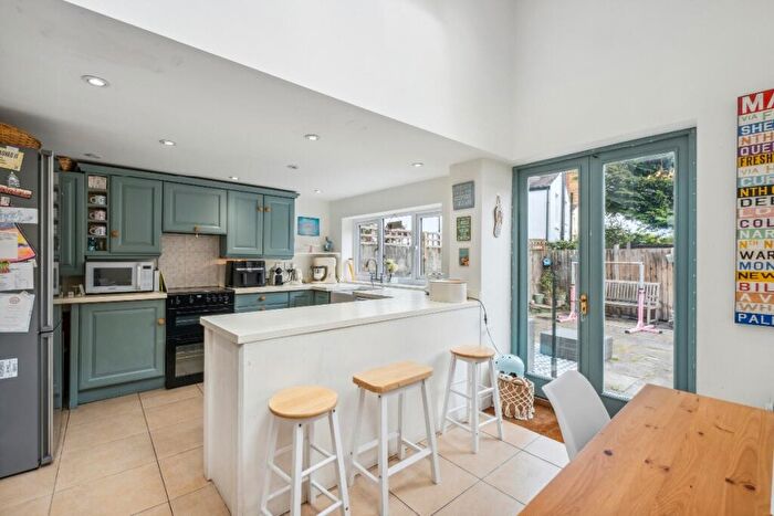 4 Bedroom Terraced House To Rent In White Hart Lane, SW13