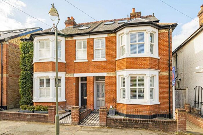 4 Bedroom House To Rent In Cedar Road, Weybridge, KT13