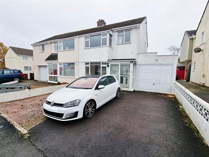 3 Bedroom Semi Detached House For Sale In St. Johns Road, Launceston, PL15