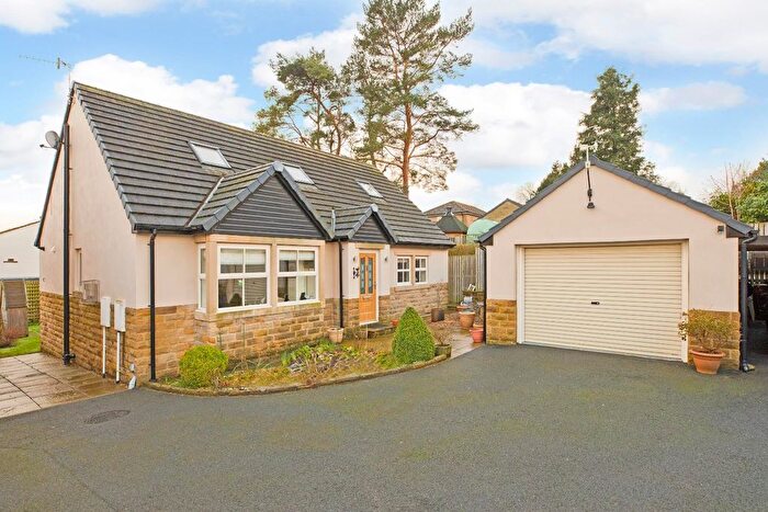 4 Bedroom Detached House For Sale In Skipton Road, Silsden, Keighley, BD20
