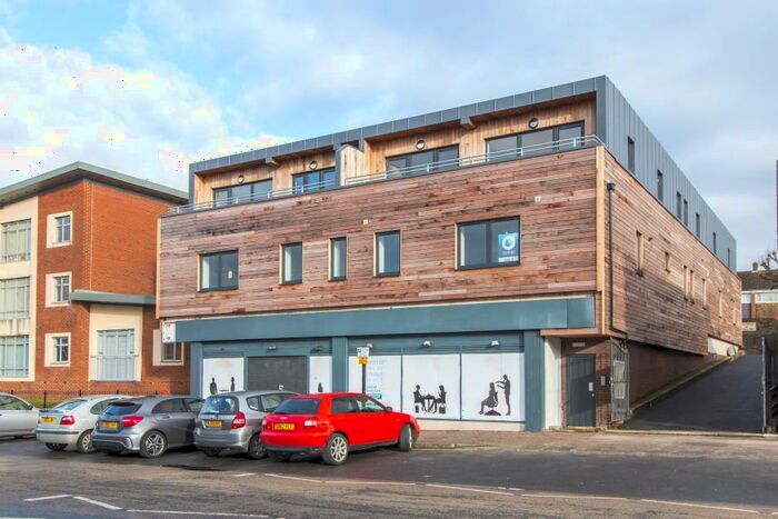 2 Bedroom Apartment To Rent In High Street - Shirehampton, BS11