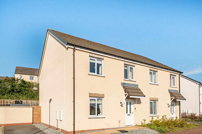 3 Bedroom Semi Detached House For Sale In Carina Close, Liskeard, PL14