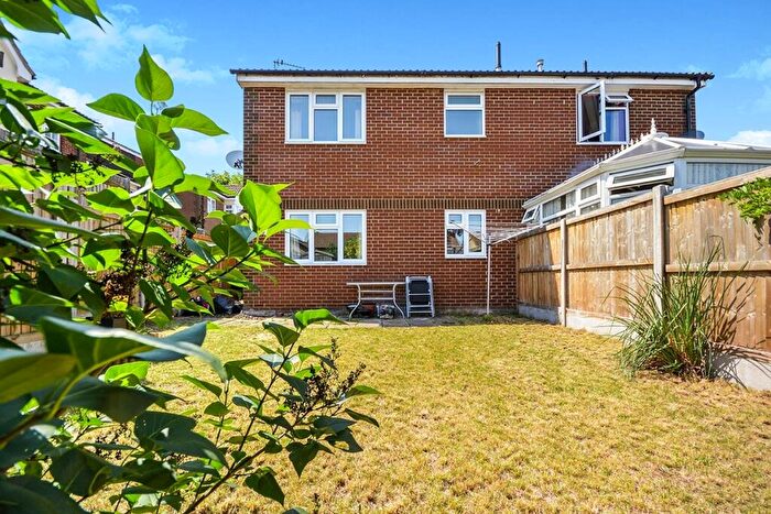 1 Bedroom Terraced House To Rent In Chiltern Close, Downswood, Maidstone, Kent, ME15