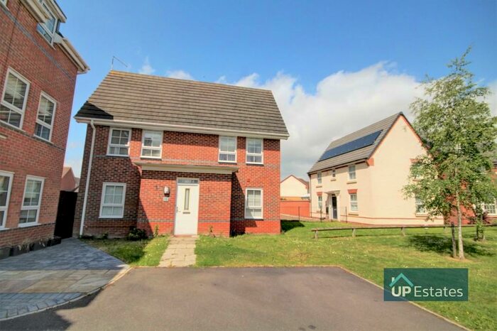 3 Bedroom Semi-Detached House To Rent In Lila Avenue, Coventry, CV3