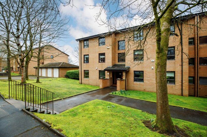 2 Bedroom Flat For Sale In Mansionhouse Gardens, Langside, G41