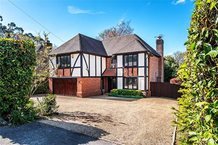 5 Bedroom Detached House For Sale In Uvedale Road, Oxted, Surrey, RH8