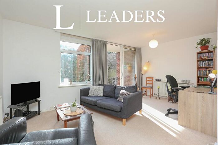 1 Bedroom Flat To Rent In Rebecca Court, Copers Cope Road, BR3