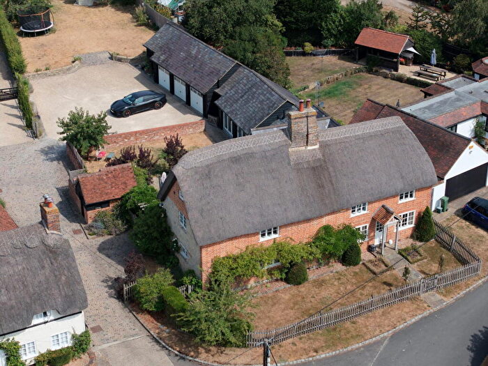 4 Bedroom Detached House For Sale In Old End, Padbury, MK18