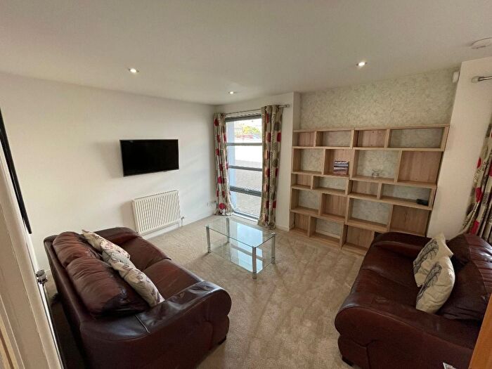 2 Bedroom Flat To Rent In Merkland Lane, City Centre, Aberdeen, AB24