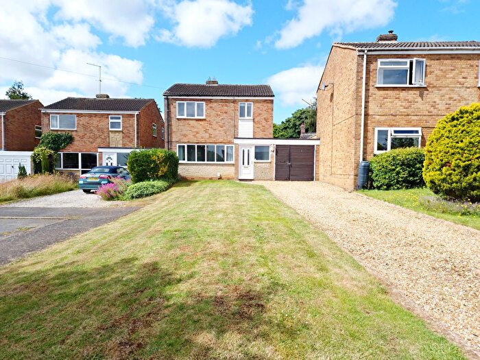 3 Bedroom Detached House For Sale In Leys Road, Pattishall, Towcester, NN12