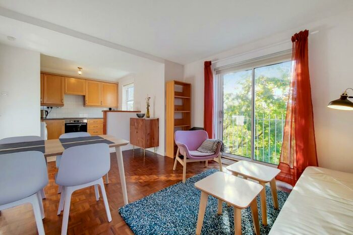 1 Bedroom Apartment To Rent In Northiam Street, London, E9