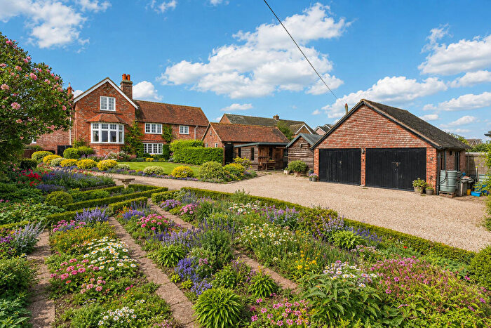 5 Bedroom Country House For Sale In Watlington, Brightwell Baldwin, Oxfordshire, OX49