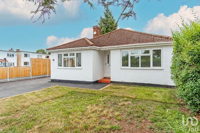 3 Bedroom Bungalow To Rent In Kingsbridge Road, Bishop's Stortford, CM23