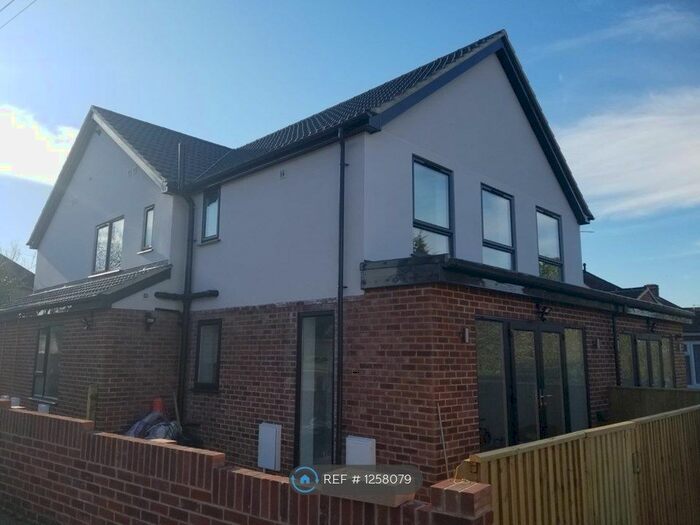 2 Bedroom Flat To Rent In Laburnum Road, Oxford OX2