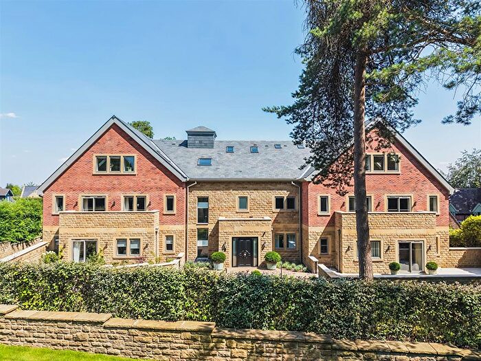 2 Bedroom Flat For Sale In Apartment Vicarage Gardens, Vicarage Lane, Dore, Sheffield, S17