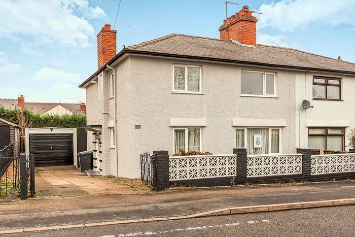 3 Bedroom Semi-Detached House To Rent In Walford Street, Tividale, Oldbury, West Midlands, B69