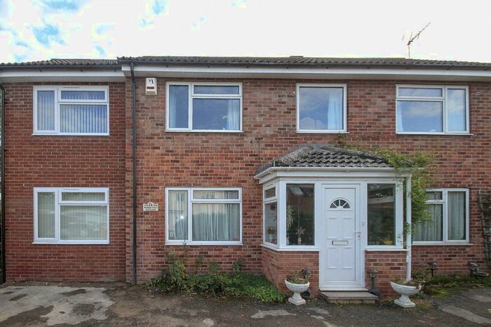 1 Bedroom Property To Rent In Field Way, Cambridge, CB1