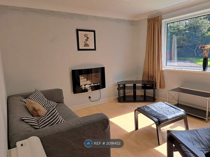 1 Bedroom Flat To Rent In Moorgate Chase, Rotherham, S60
