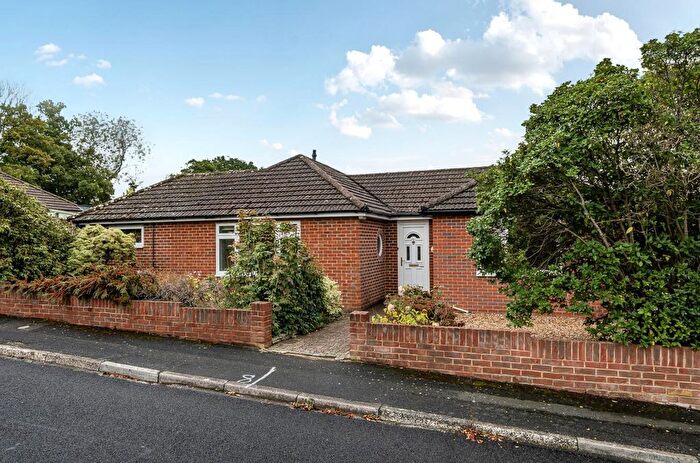 3 Bedroom Detached Bungalow For Sale In Hillcrest Avenue, Chandler's Ford, Eastleigh, SO53