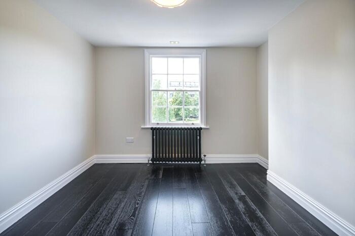 3 Bedroom Terraced House For Sale In Shepherdess Walk, Hackney, N1 - Photo 11