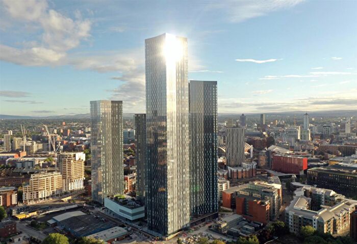 2 Bedroom Apartment To Rent In Deansgate Square, Owen Street, M15