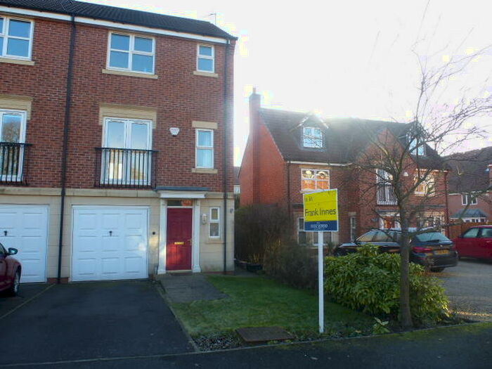 3 Bedroom House To Rent In Starflower Way, Mickleover, DE3