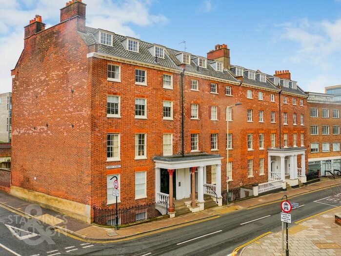 2 Bedroom Flat To Rent In Surrey Street, Norwich, NR1