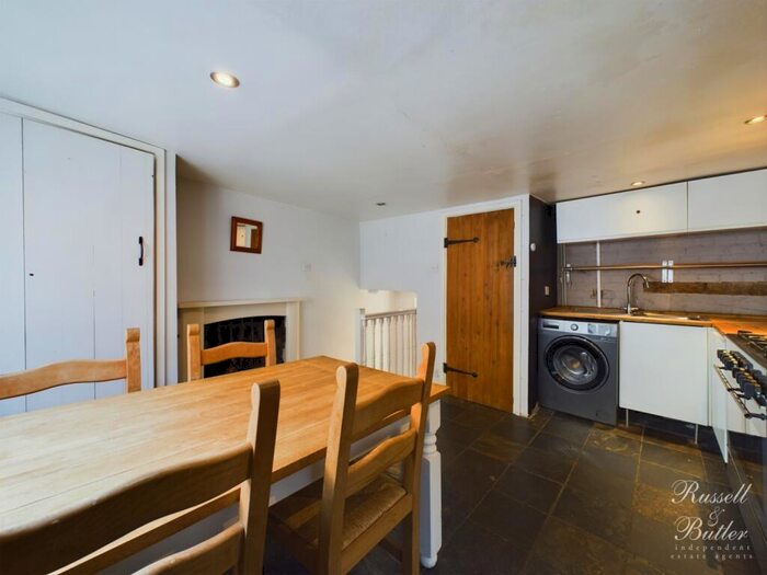 2 Bedroom Terraced House For Sale In Bristle Hill, Buckingham, MK18