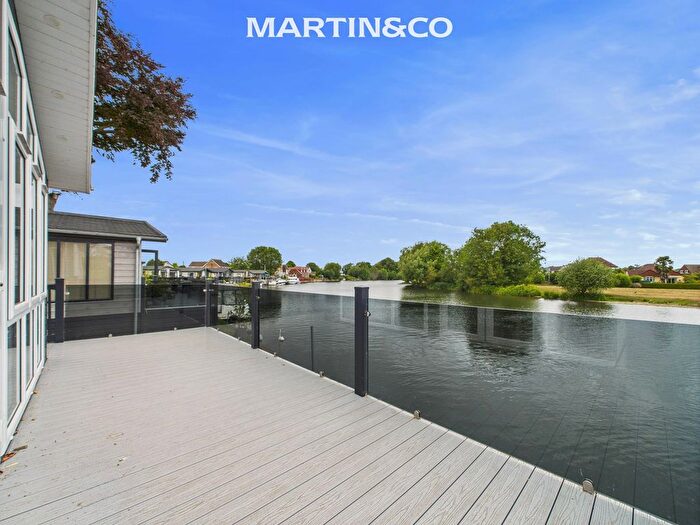 2 Bedroom Detached Bungalow For Sale In Thames Retreat, Staines-Upon-Thames, TW18