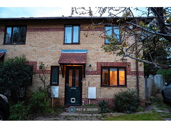 3 Bedroom End Of Terrace House To Rent In Ablett Close, Oxford, OX4