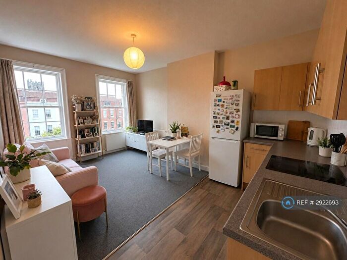 2 Bedroom Flat To Rent In Kingsdown Parade, Bristol, BS6