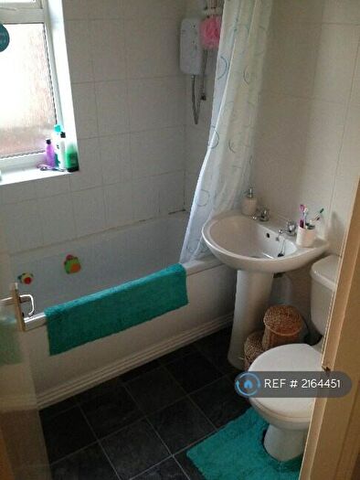 2 Bedroom Flat To Rent In Alvaston, Derby, DE24
