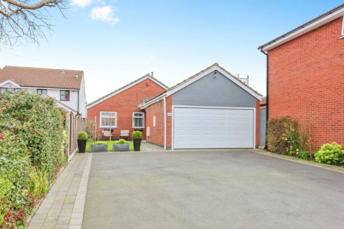 3 Bedroom Detached Bungalow For Sale In Whitehouse Road, Dordon, Tamworth, B78