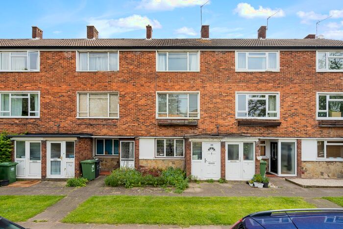 2 Bedroom Flat To Rent In Burnt Ash Road, London, SE12