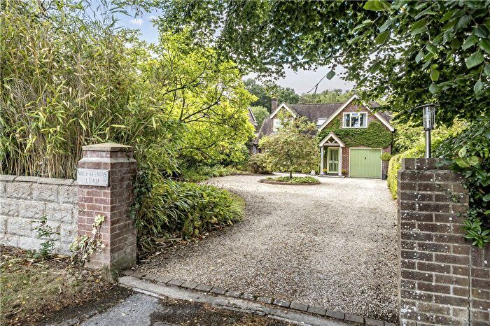 4 Bedroom Detached House For Sale In Hamdown Crescent, East Wellow, Romsey, Hampshire, SO51