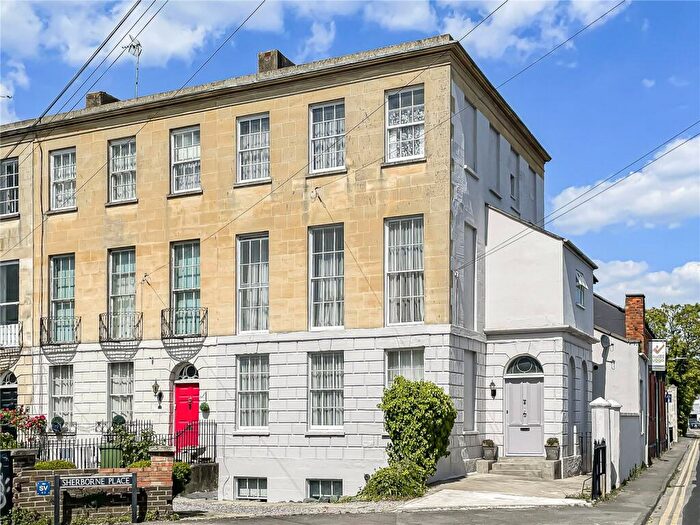 9 Bedroom End Of Terrace House For Sale In Albion Street, Cheltenham, Gloucestershire, GL52