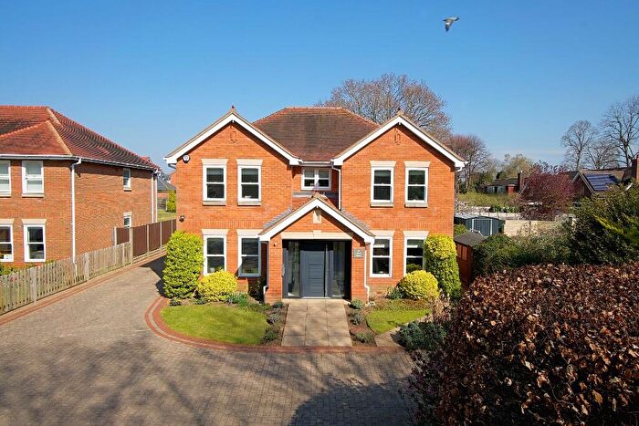 5 Bedroom Detached House For Sale In Bromham Road | Biddenham | Beds | | / Of An Acre, MK40