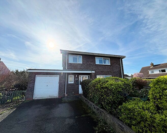 4 Bedroom Detached House For Sale In Faenol Isaf, Tywyn, LL36