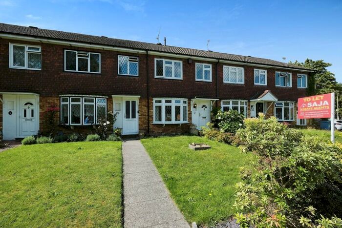 3 Bedroom Terraced House To Rent In Quebec Gardens, Blackwater, GU17