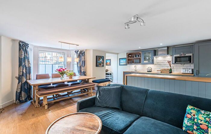 2 Bedroom Flat For Sale In Offerton Road, SW4
