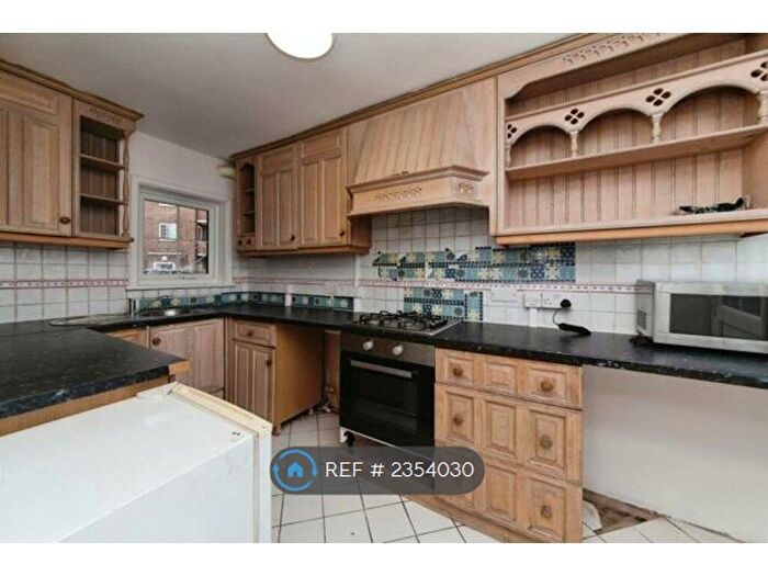 1 Bedroom Flat To Rent In Thurlby Close, Harrow, HA1